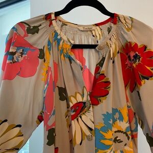 Tucker blouse. Size M. Silk. Other patterns in my closet. Fits beautifully.